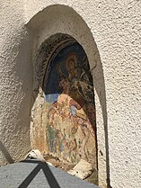 Ниша с фреска на западната страна на църквата