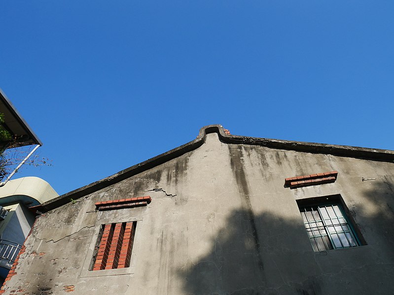 File:新莊潮江寺木形馬背.jpg