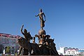 满洲里 市政广场雕塑 - panoramio.jpg
