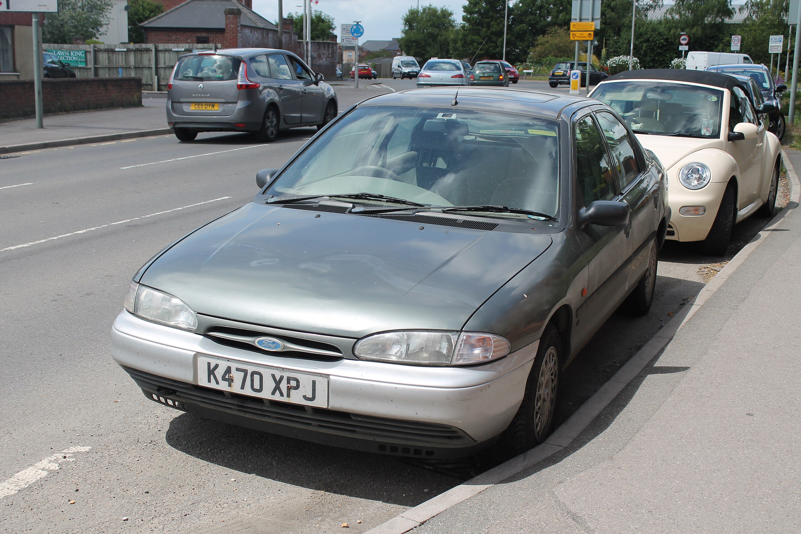 1993 Ford Mondeo 1.8 LX For Sale By Auction