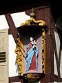 Marienskulptur am Gebäude Großer Markt Ecke Schunkengasse in Heppenheim