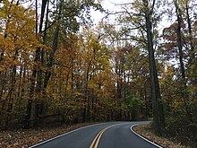 View south at the north end of SR 612 in [[Fairfax County, Virginia]] 2017-11-08 14 52 27 View south along Colchester Road (Virginia State Secondary Route 612) at Braddock Road (Virginia State Secondary Route 620) in Cobbs Corner, Fairfax County, Virginia.jpg