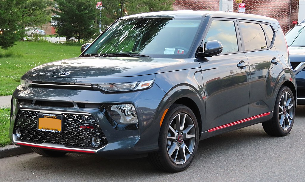 File2020 Kia Soul GTLine 2.0L front (2) 5.31.19.jpg Wikimedia Commons