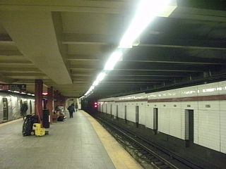 <span class="mw-page-title-main">Inwood–207th Street station</span> New York City Subway station in Manhattan