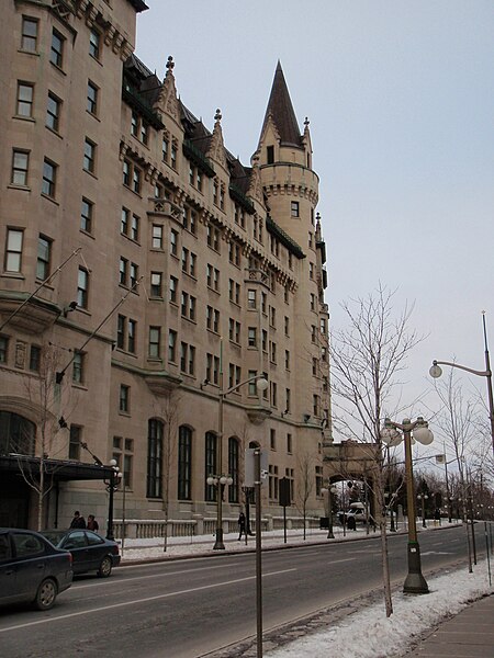 File:26 Ottawa, Ontario0.jpg