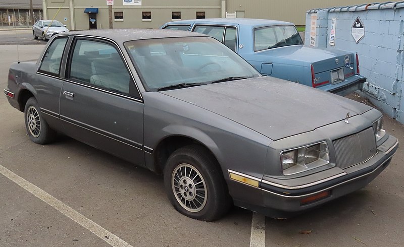 File:86-87 Buick Somerset front right.jpg