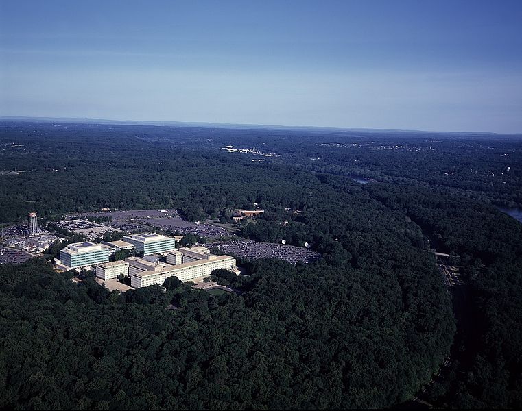 File:Aerial view of CIA headquarters, Langley, Virginia 14359v.jpg