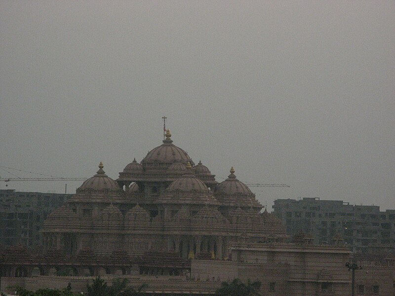 File:Akshardam temple July 2009.jpg