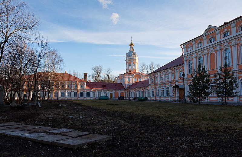 File:Alexander Nevsky Lavra SPB (01).jpg