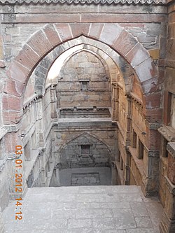 Amritvarshini Vav, Ahmedabad.jpg