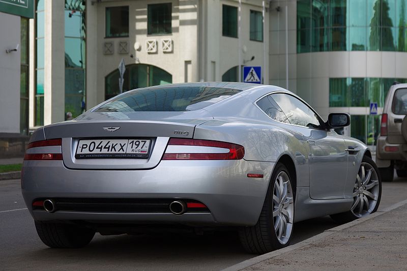 File:Aston Martin DB9 coupe 04.jpg