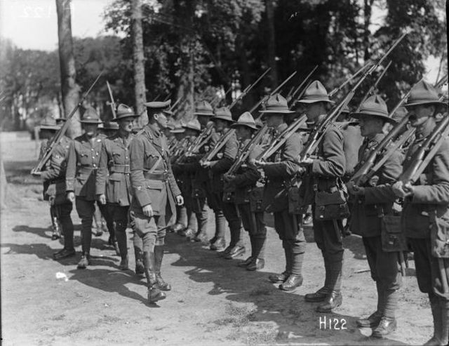 Brigadier General Hart inspecting men of 4th Brigade, 6 July 1917