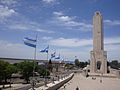 wikimedia_commons=File:Banderas flamean en el monumento.JPG