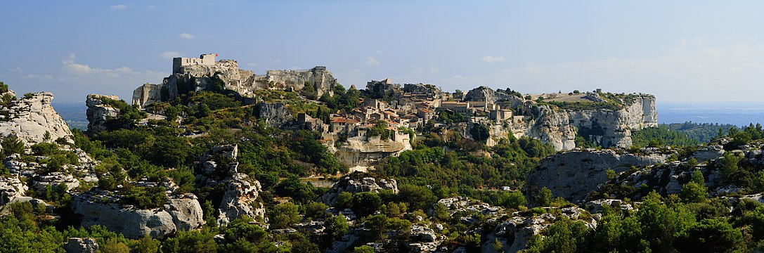 village and château, photo