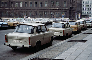 Trabant 601: Entwicklungsgeschichte, Ausführungen, Modellpflege