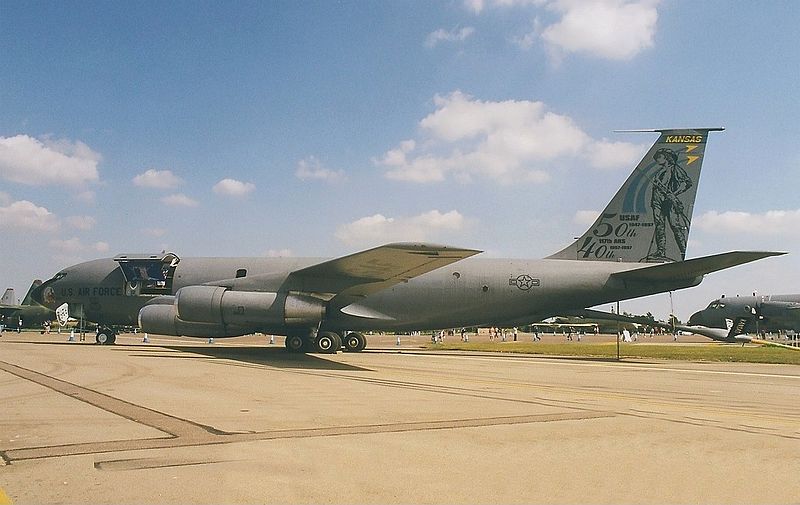 File:Boeing KC-135D Stratotanker (739-700), USA - Air Force AN0354204.jpg