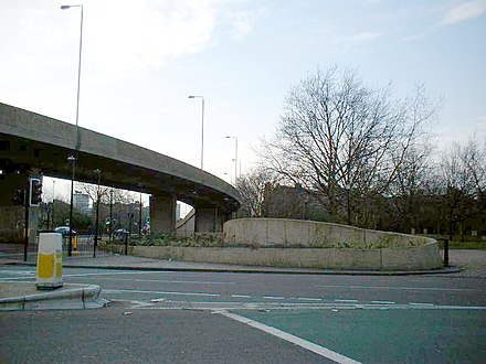 Bricklayers' Arms roundabout and flyover. BricklayersArmsFlyover.improved.jpg