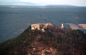 Burgruine_Starhemberg,_Februar_2015_09.JPG