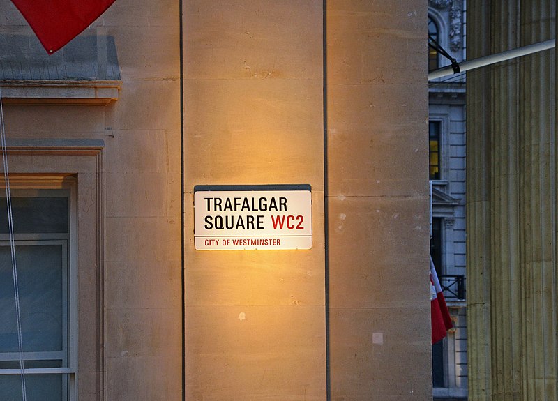 File:Canada House Trafalgar Square sign.jpg