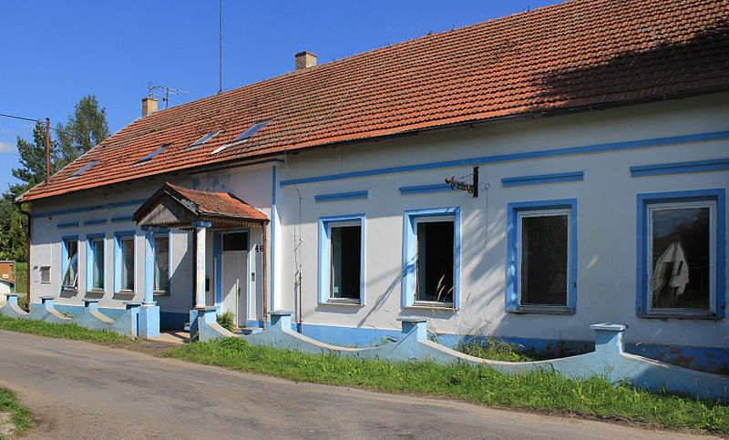 File:Cerekvice nad Loučnou, Pekla, house No. 46.jpg