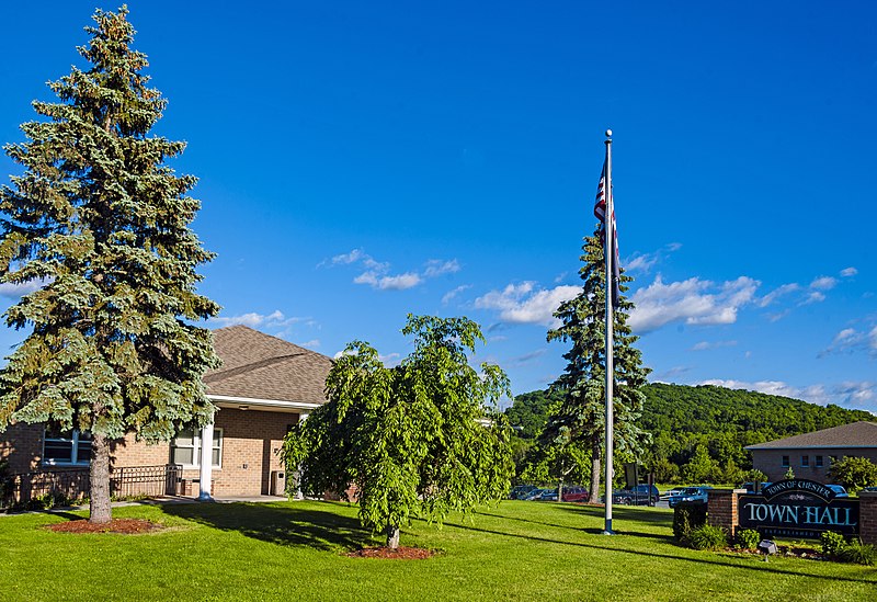 File:Chester, NY, town hall.jpg