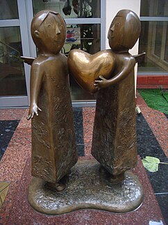 Children sculpture by Mikhail Reva.jpg