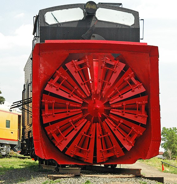 File:Colorado & Southern Railway - 99201 rotary snowplow 2 (22785741046).jpg