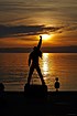 Статуя Фредді Мерк'юрі на березі Женевського озера в Монтре. Скульптор Ірена Седлецька (1996)