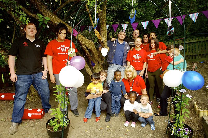 File:Day 240 - West Midlands Police - Sedgley Princes Trust team help build sensory garden (9625926459).jpg