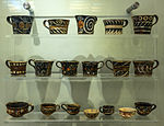 Декорисане шоље из Фестоса