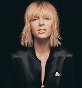 English model Edie Campbell