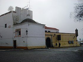Elvas - Entrada da cidade e antigo Convento de São João de Deus.JPG