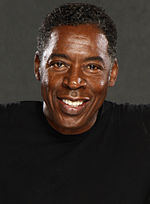 Ernie Hudson appears in the episode "Devil's Night" as Lt. Al Garner. Ernie Hudson 2014.jpg