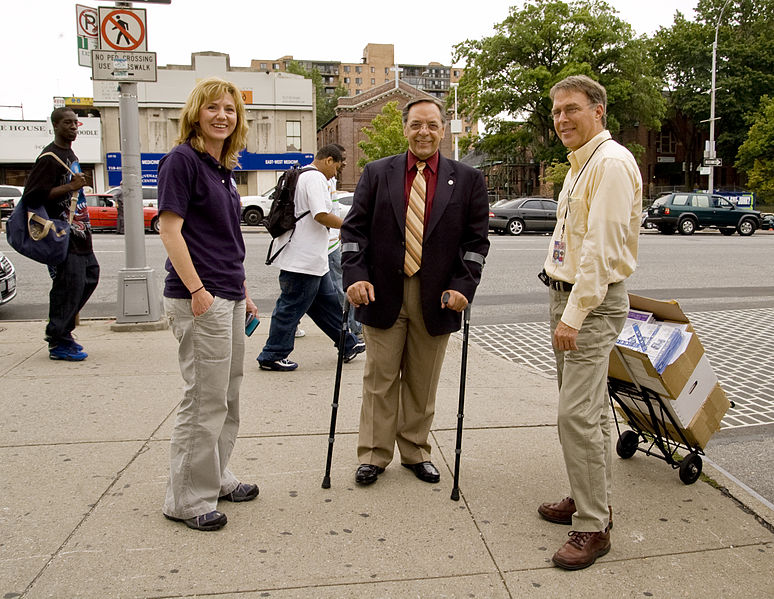 File:FEMA - 32423 - FEMA Disaster Recovery Assistance Center opens in Queens.jpg