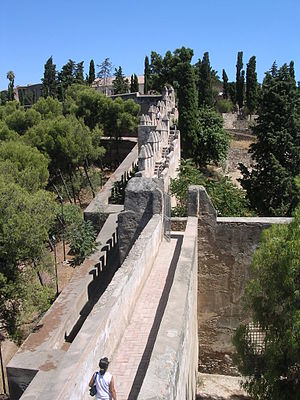 Malaga: Geografia fisica, Storia, Monumenti e luoghi dinteresse