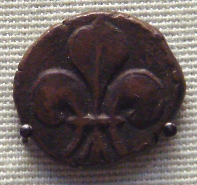 File:French issued copper coin cast in Pondicherry for internal Indian trade.jpg