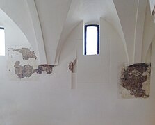 Affreschi del XII secolo nella navata sinistra