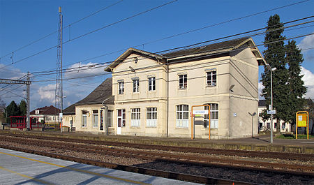 Gare Oetrange 01