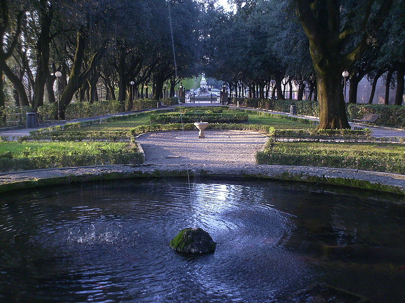 File:Giardini Frontone Perugia.JPG