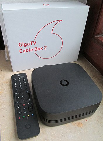File:GigaTV Cable Box 2.JPG - Wikimedia Commons
