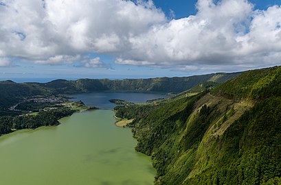 Green and blue lagoons, Lagoa das Sete Cidades, São Miguel Island, Azores, Portugal