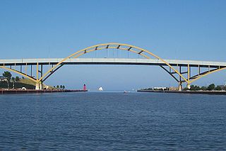 <span class="mw-page-title-main">Hoan Bridge</span> Bridge in Wisconsin, U.S.