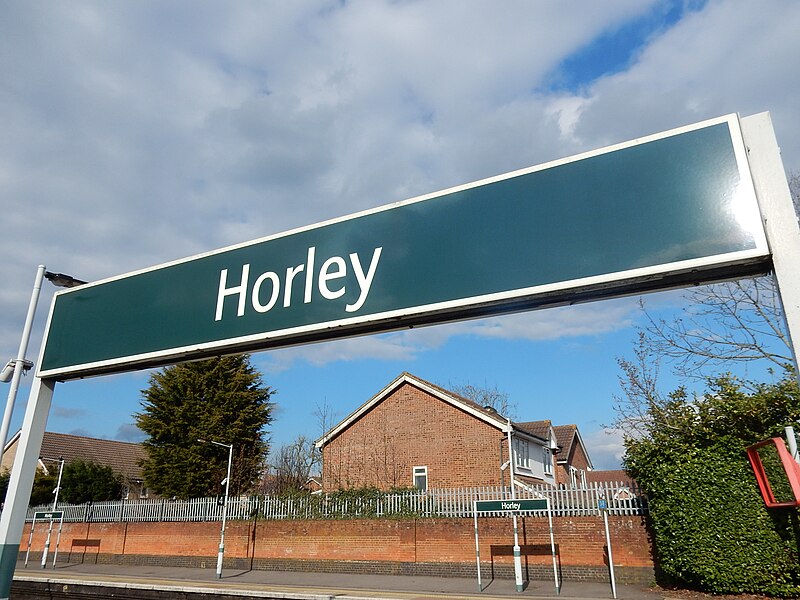 File:Horley station signage.jpg