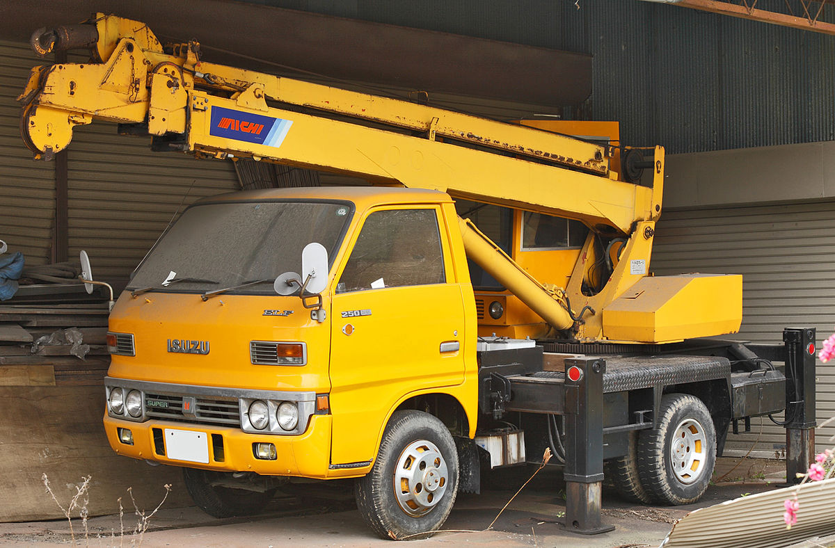 Isuzu Elf c190