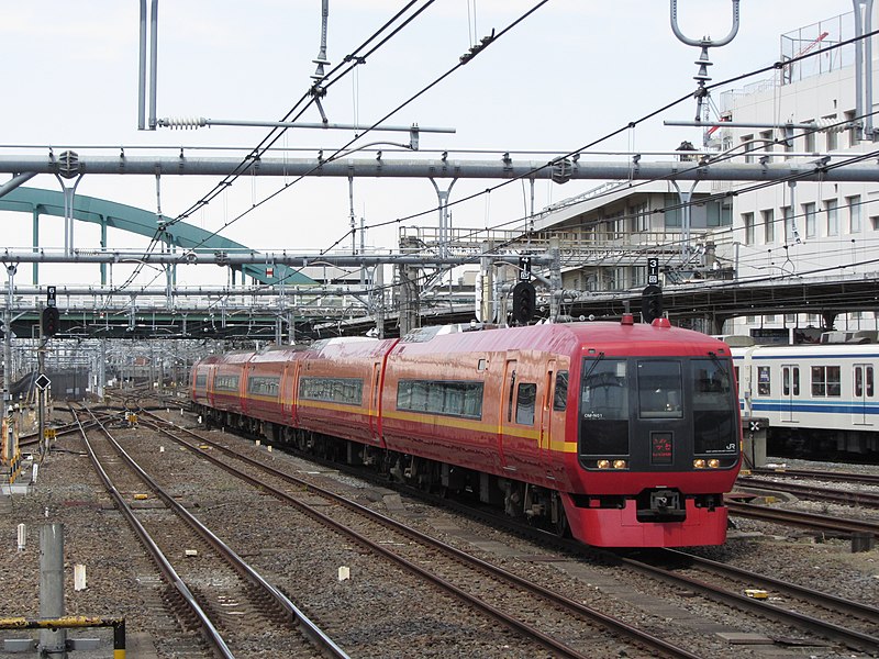 File:JRE 253-1000 Kinugawa Omiya Station 2020-03-21.jpg