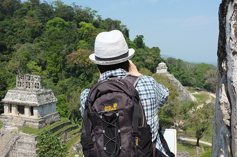 File:Jack Wolfskin rucksack Palenque.jpg