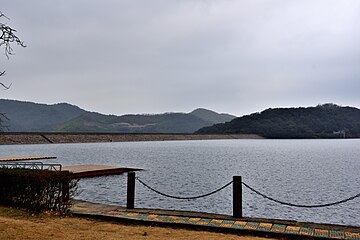 File:Jiulong_Lake,_Ningbo,_2017-01-27.jpg