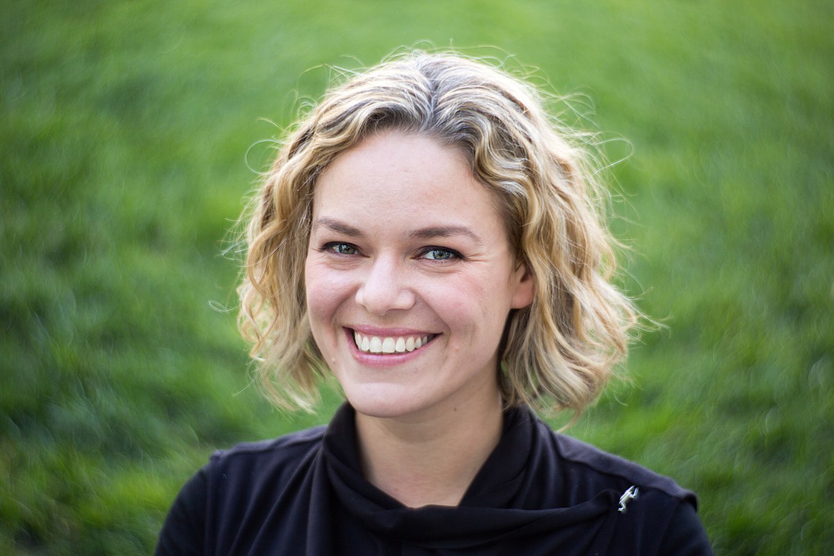 Katherine Maher - Wikipedia