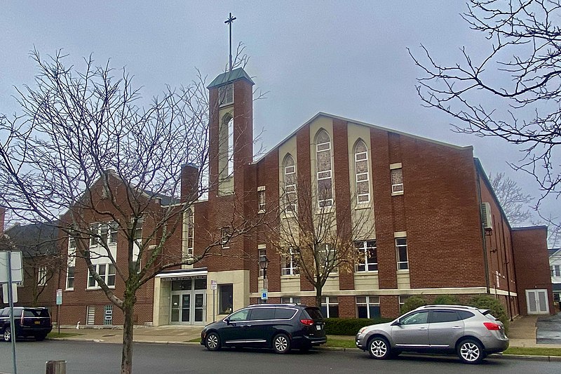 File:Kenmore Baptist Church (1961 addition), Kenmore, New York - 20221206.jpg