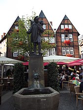 Kiepkerel standbeeld, Spiekerhof